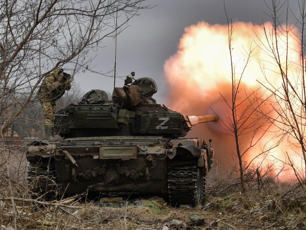 СМИ: танковая армия ВС РФ прорвала оборону ВСУ в районе Ивановки под Купянском