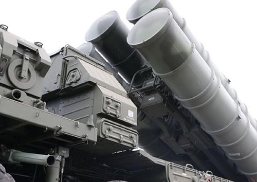 Украина ударила 15 крылатыми ракетами по судостроительному заводу в Керчи