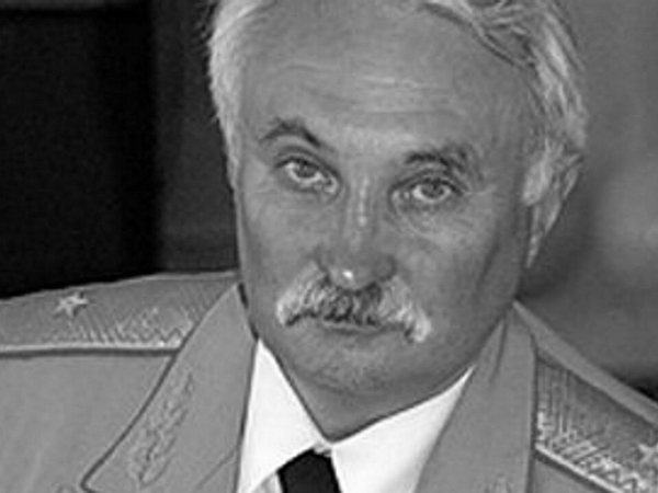 Умер Герой СССР генерал Солуянов, ставший образом «батяни-комбата»