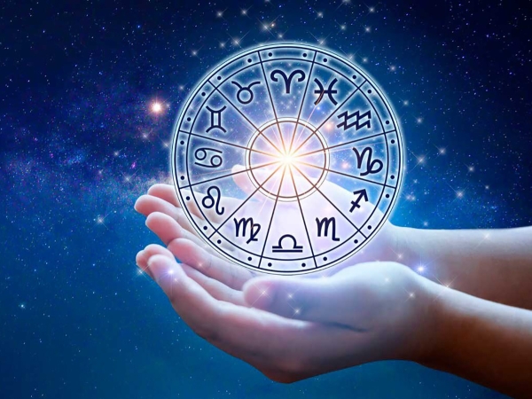 Астрологи назвали три знака Зодиака, кого ждут сказочные перемены до Нового года