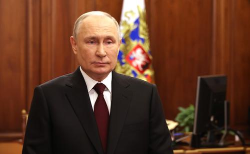 Путин поздравил cотрудников спецслужб с Днём работника органов безопасности