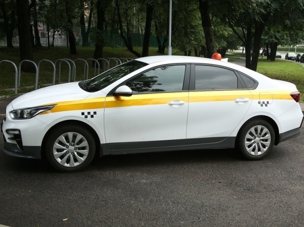 Россия столкнулась с острым дефицитом таксистов