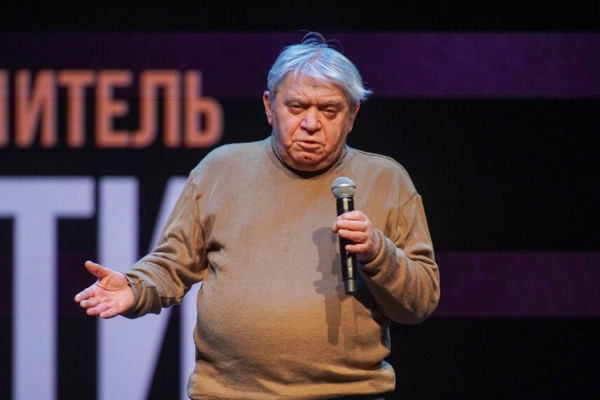 Драматурга Гельмана сбила машина у театра имени Пушкина