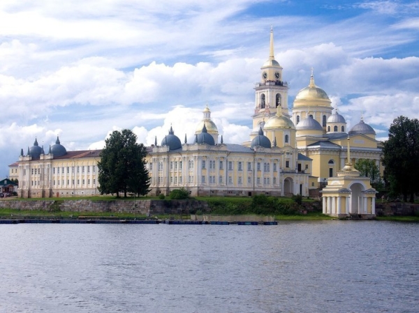 В Петербурге раскрыли жестокое убийство из 90-х: преступника нашли в неожиданном месте