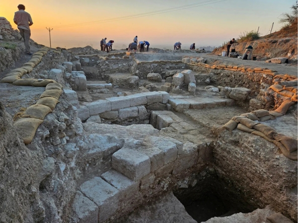 В Армагеддоне найден необычный древний лагерь римлян