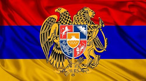 В Армении предлагают заменить недостаточно армянский гимн и герб