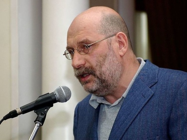В Москве суд заочно арестовал Бориса Акунина