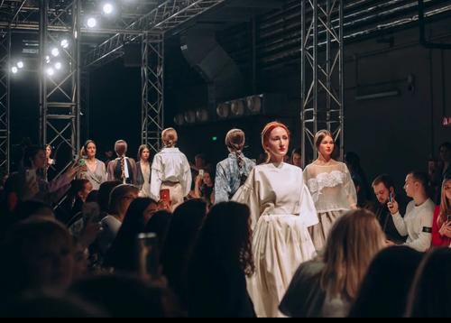 Московская неделя моды стартовала в российской столице  